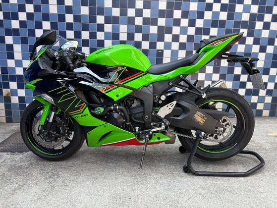 KAWASAKI NINJA ZX-6R KRT 
